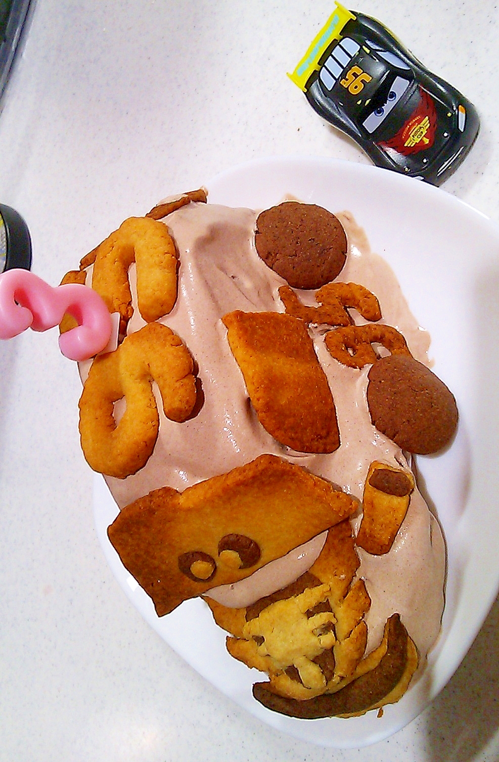 ど素人が作る☆カーズ・マックィーンの立体3Dケーキ