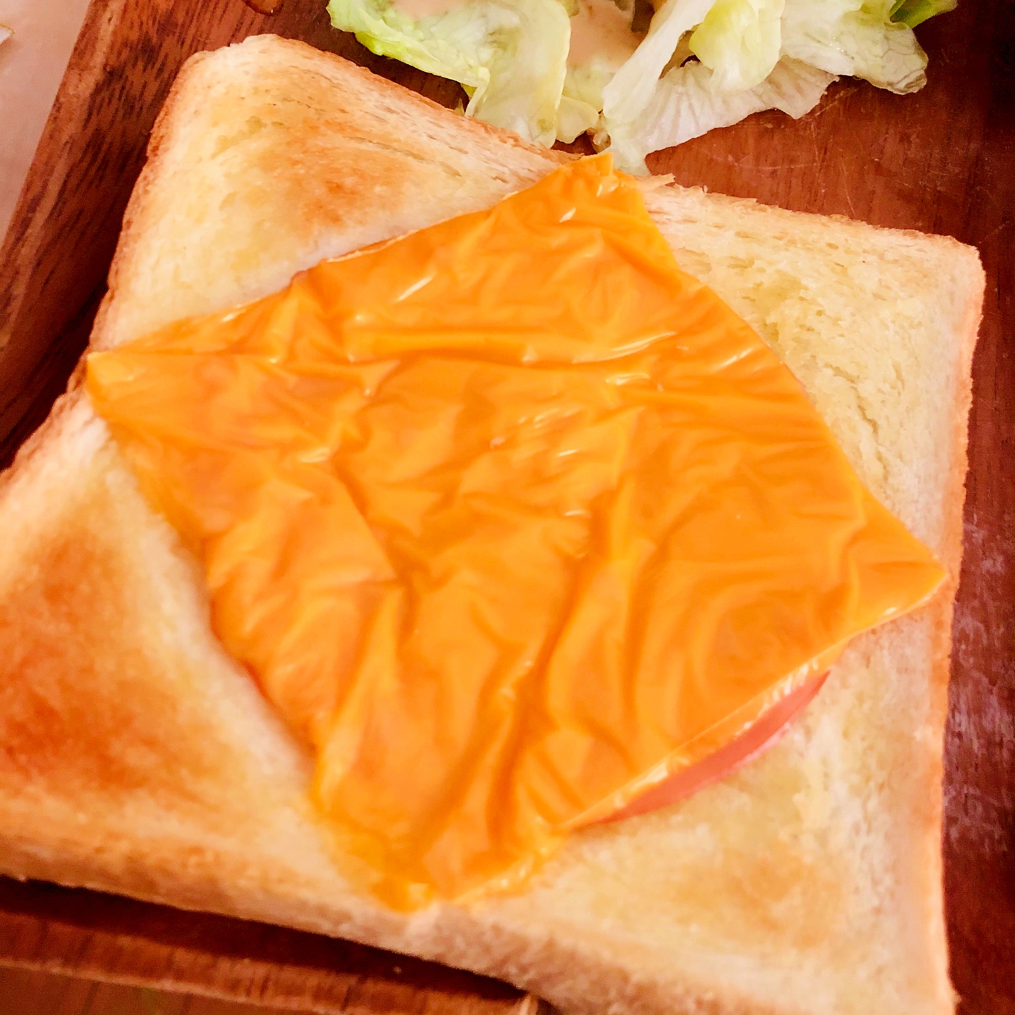 シンプル！ハムとチーズのトースト