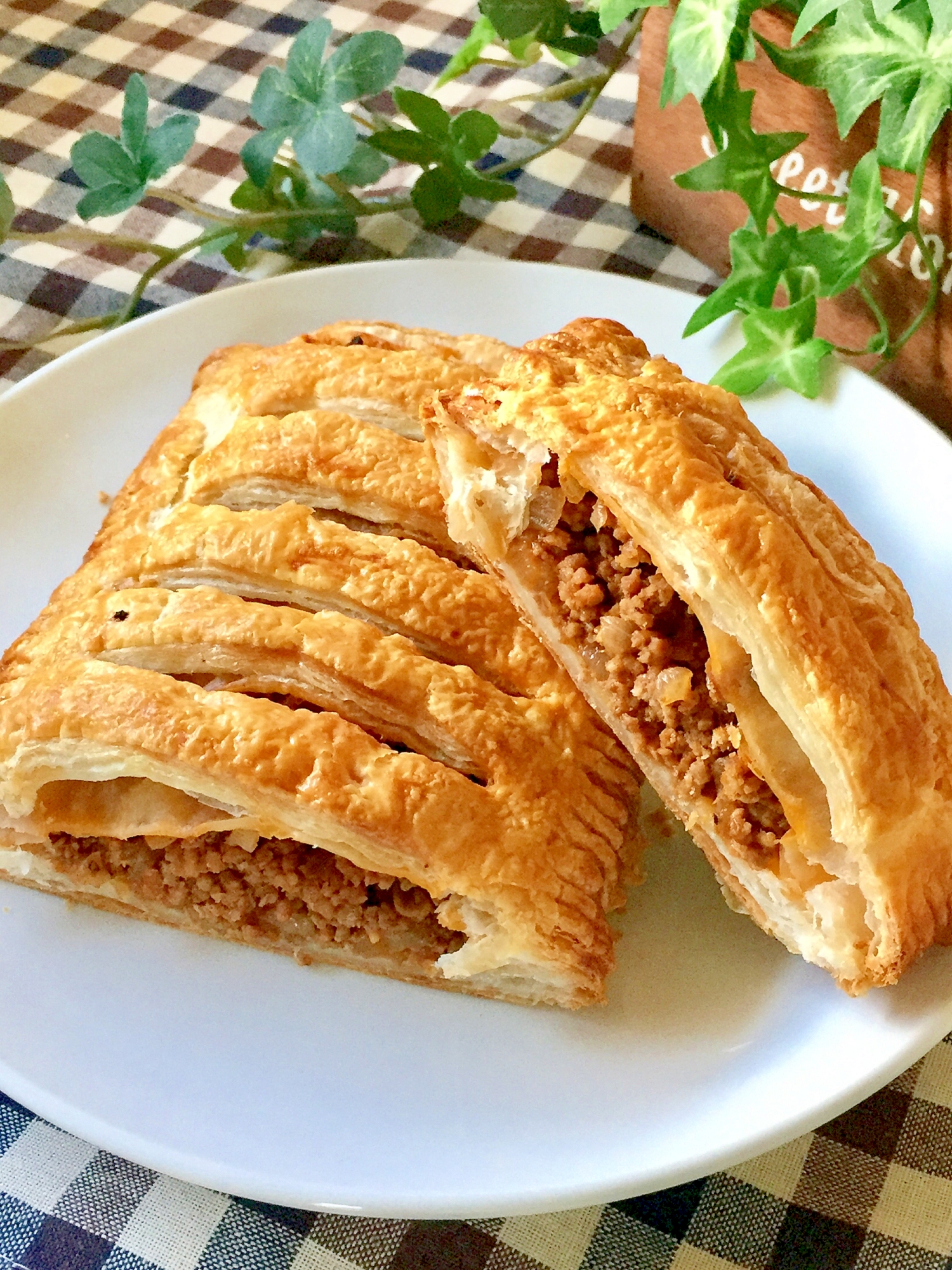 冷凍パイシートでボリュームたっぷりミートパイ レシピ 作り方 By りくりゅー 楽天レシピ
