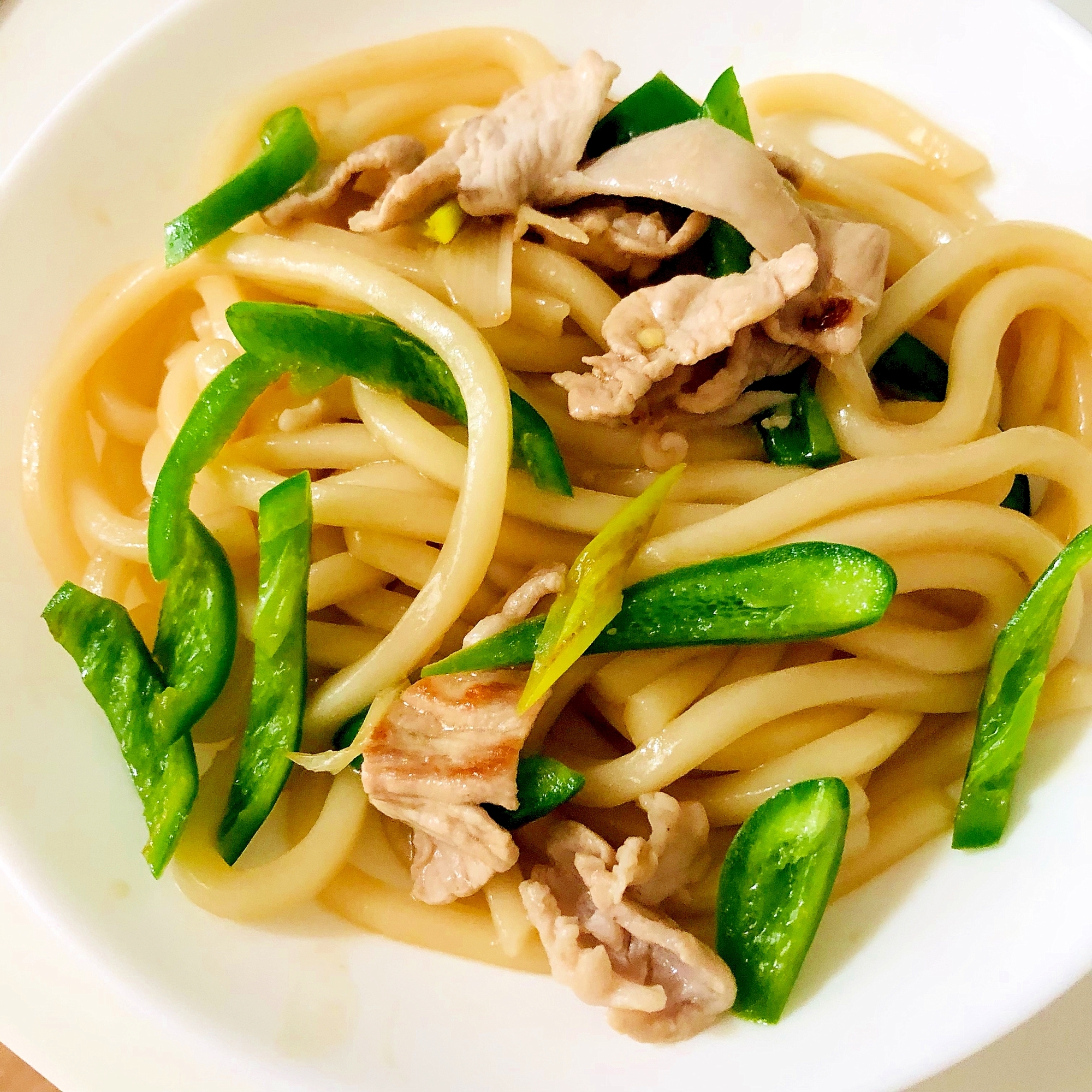 豚肉とピーマンの焼きうどん