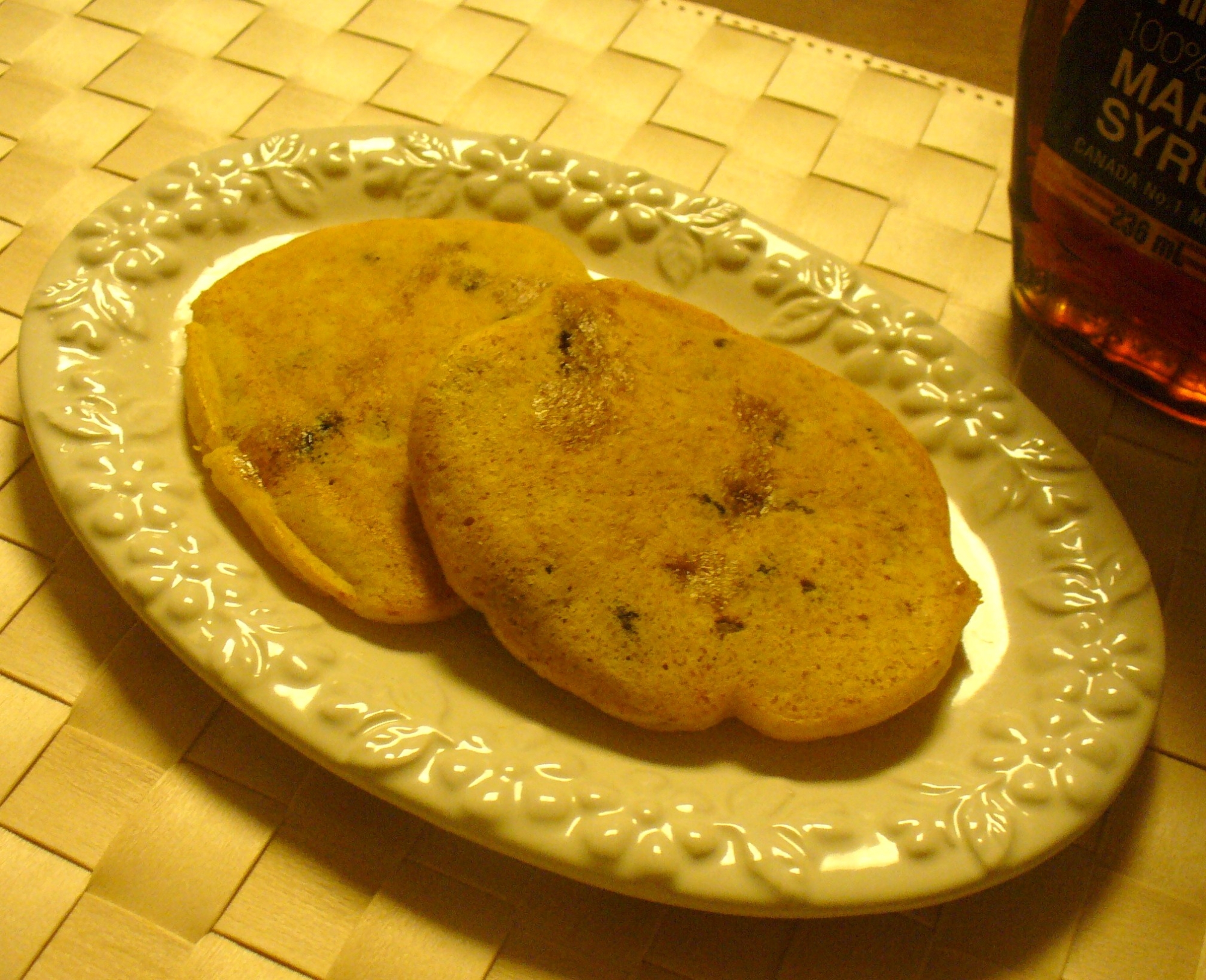 しっとり♪カボチャとレーズンのプチホットケーキ