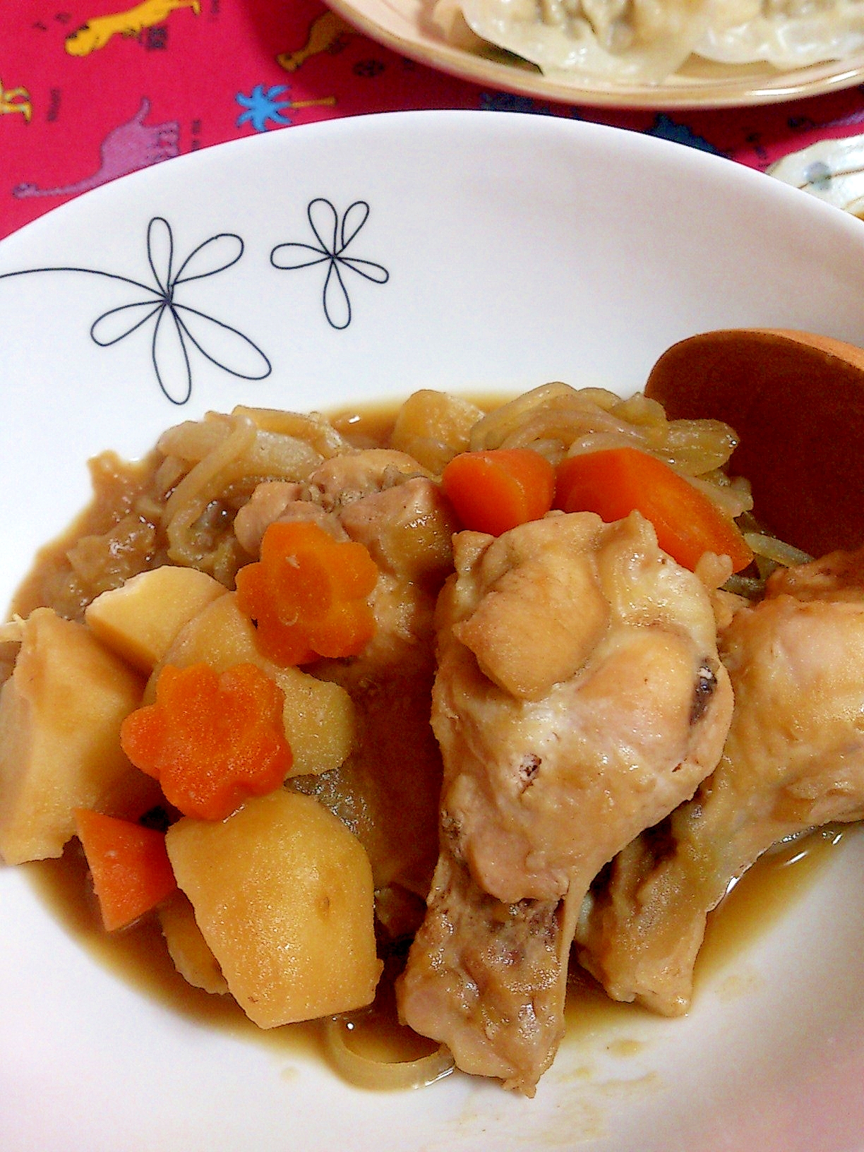 手羽元で☆肉じゃが