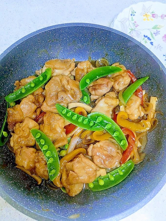 彩り野菜と鶏もも肉の甘酢炒め