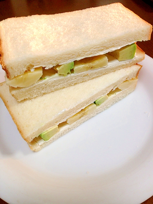 アボカドバナナクリームチーズ塩はちみつサンド レシピ 作り方 By Tukuyo93 楽天レシピ