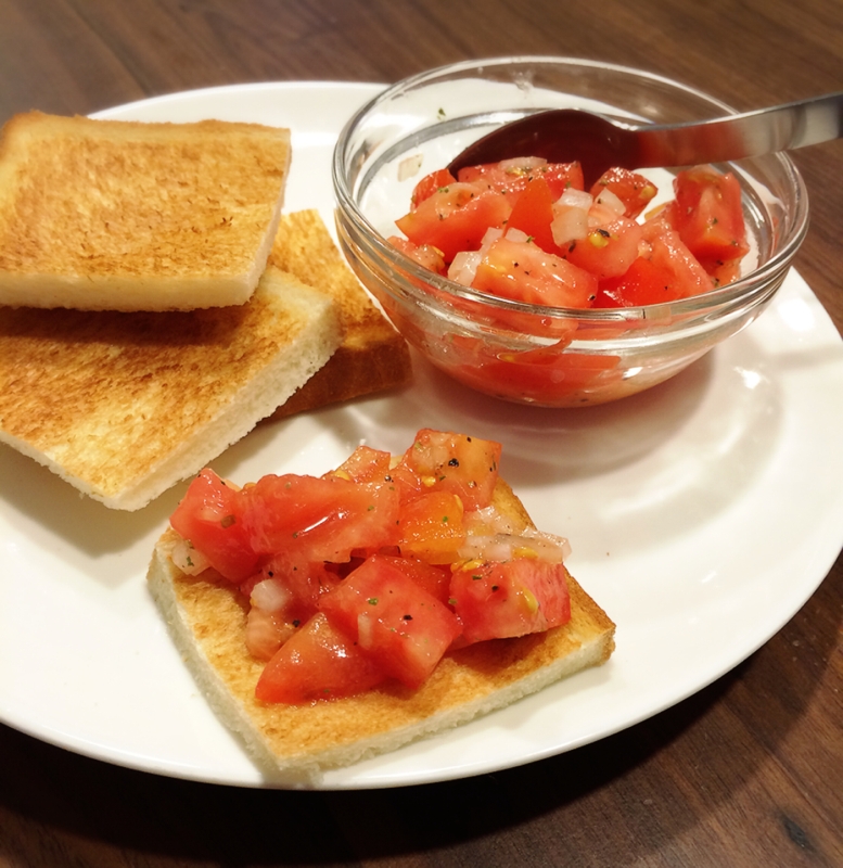 食パンで☆フレッシュトマトのガーリックトースト