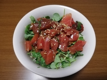 ハワイ料理の定番『ポキ』