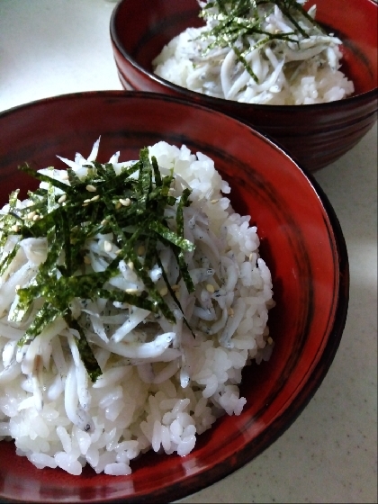 大好き!しらす丼