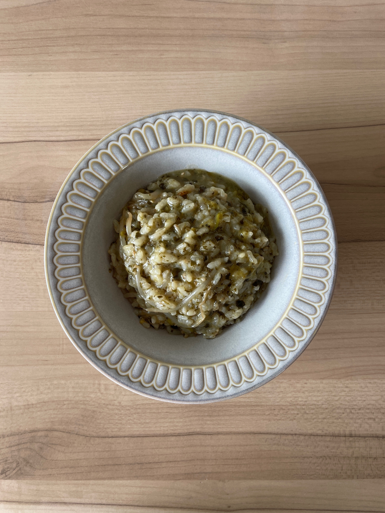 緑豆もやしと茶葉の三つ葉味噌ごはん
