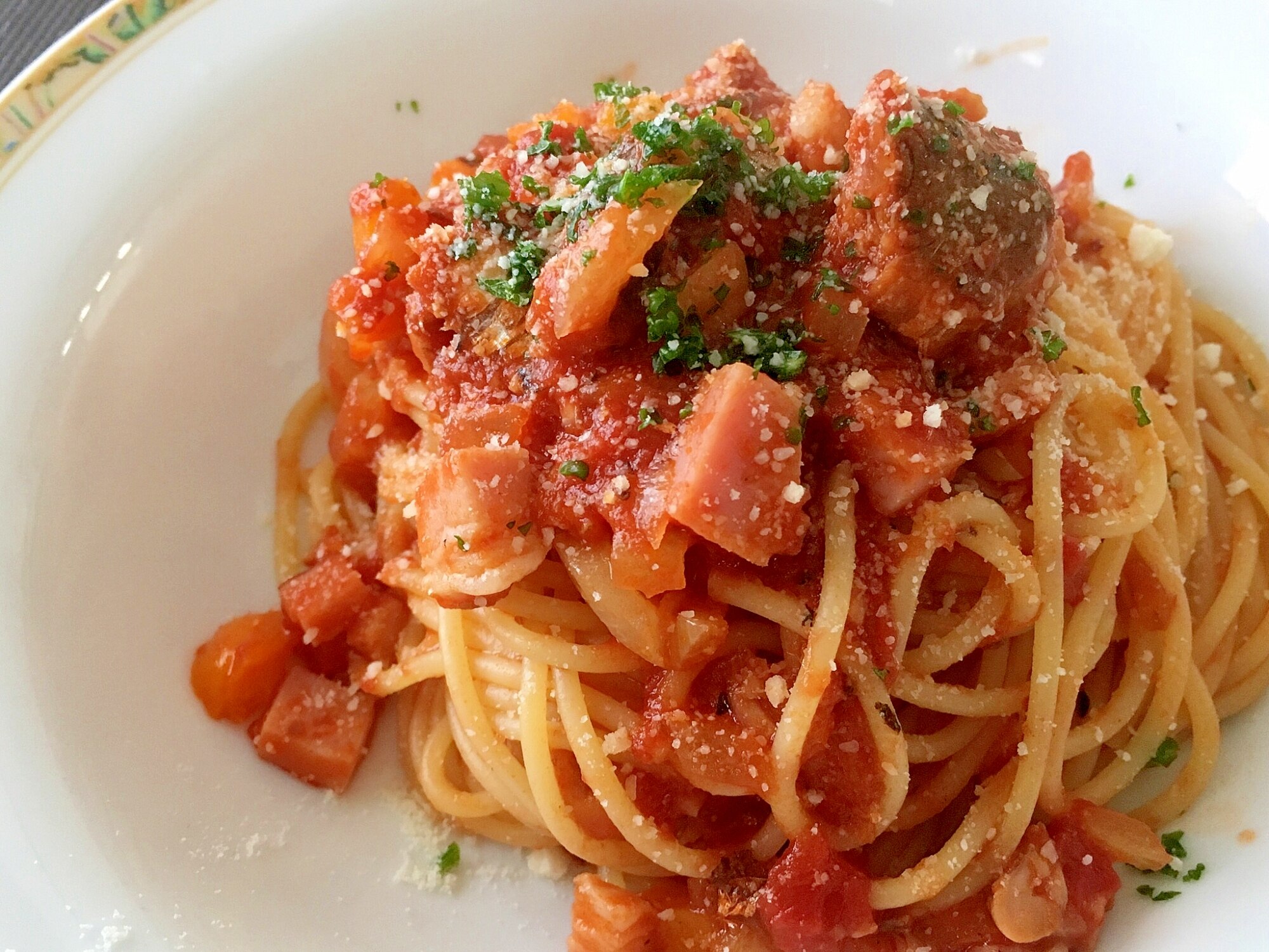 オイルサーディンの本格トマトソースパスタ