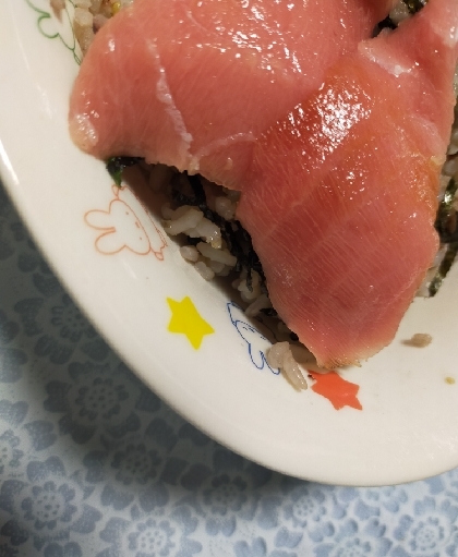 鉄火丼✩彡好き好き＼(^o^)／美味しかったですΨ( 'ч' ☆)mgmgまた食べたい～ありがとうございます