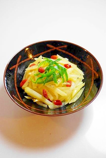 《音》と《風味》で《味》合う！じゃがいもの酢炒め