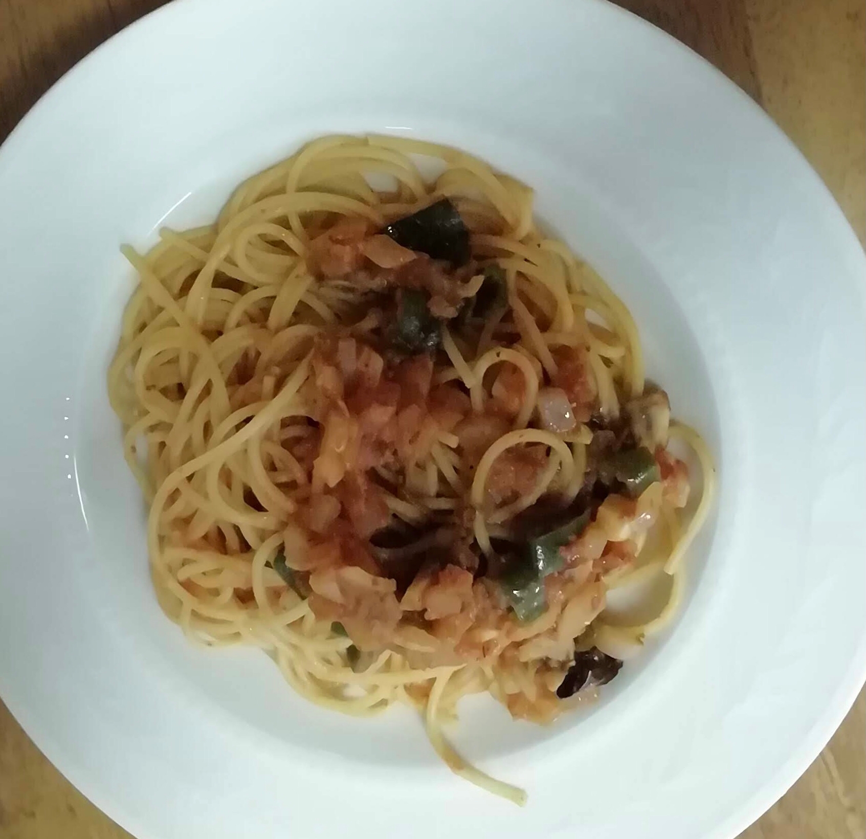 ししとう入りトマト風味スパゲティー