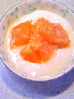 オレンジの練乳ヨーグルト