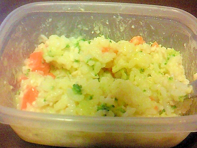 離乳食 11ヶ月 うらごしコーンと鶏ひき肉のごはん レシピ 作り方 By Annica 楽天レシピ