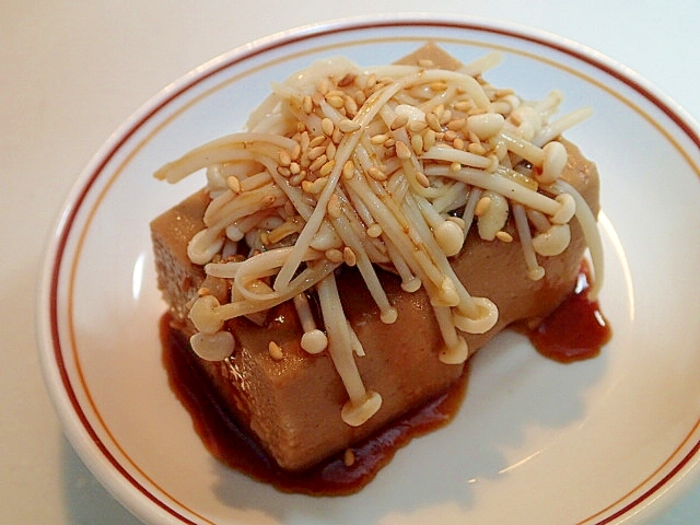 グルメのたれで　炒めえのき茸のっけて胡麻豆腐