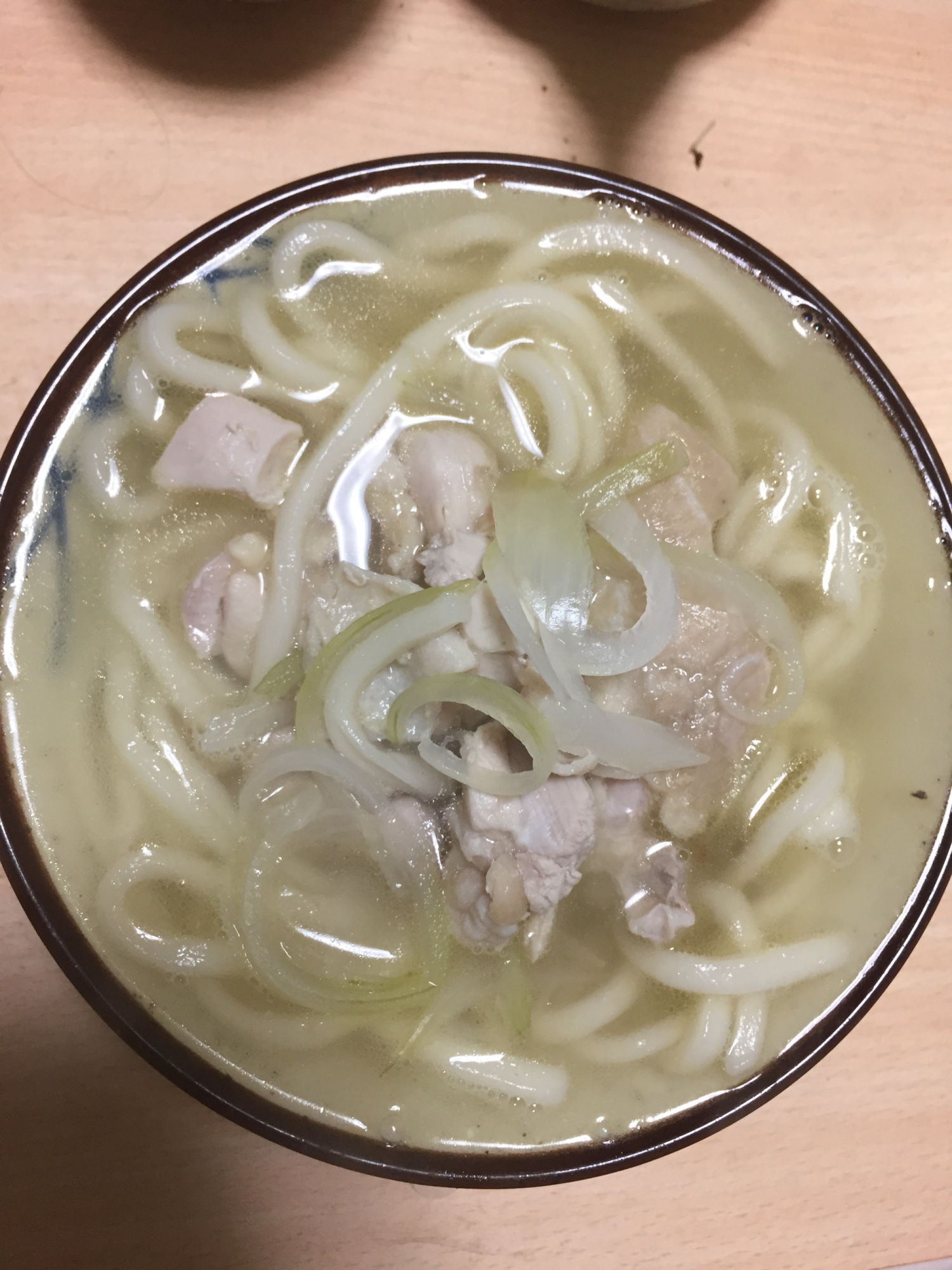 もも肉と玉ねぎスライスの出汁うどん