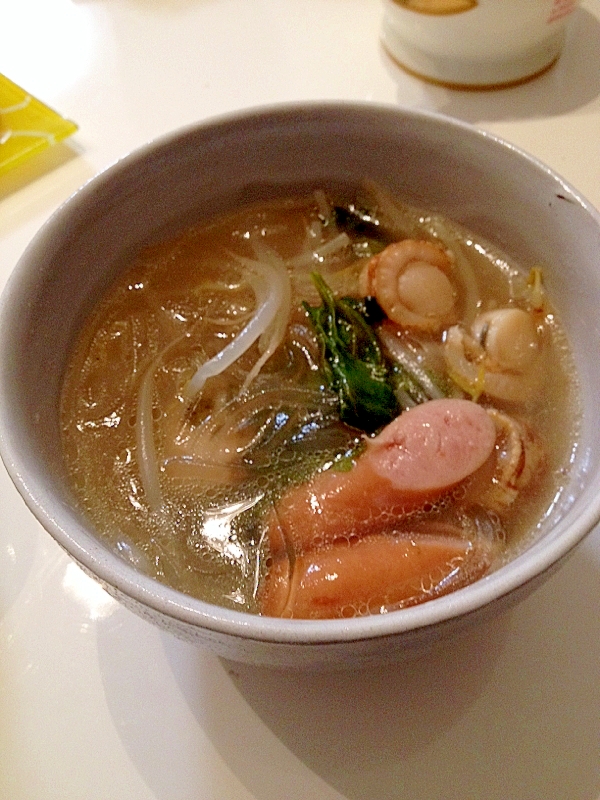 くずきりとセロリの中華スープ