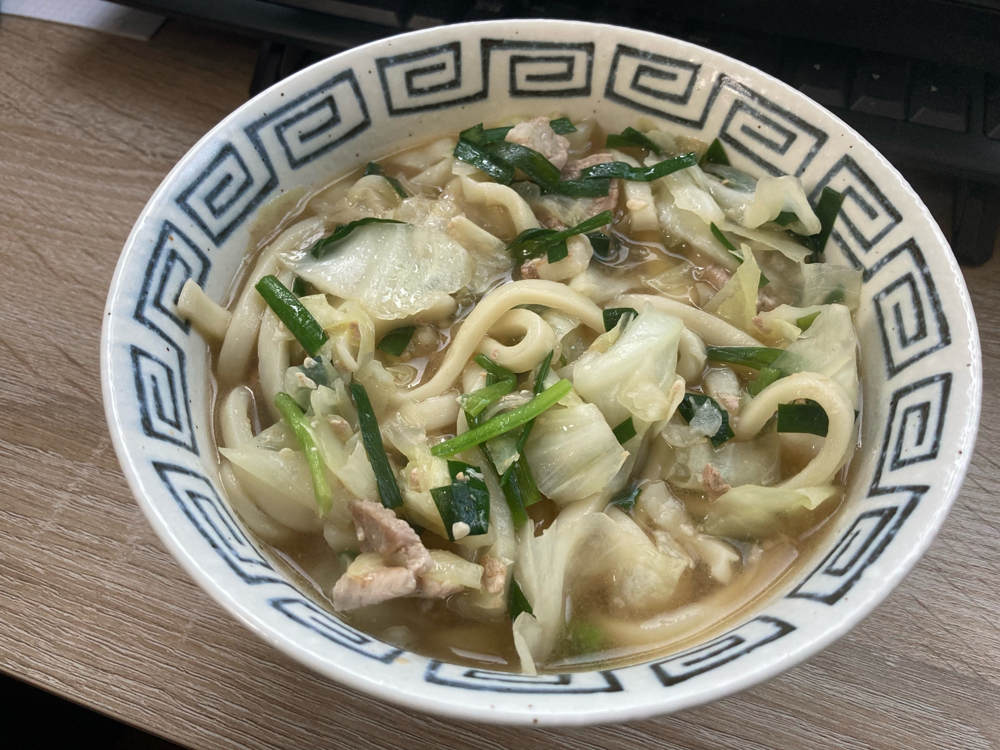 味噌肉野菜うどん