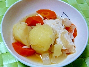 鶏肉で あっさり塩肉じゃが レシピ 作り方 By みみこちやん 楽天レシピ 鶏肉で あっさり塩肉じゃが レシピ 作り方 By みみこちやん 楽天レシピ