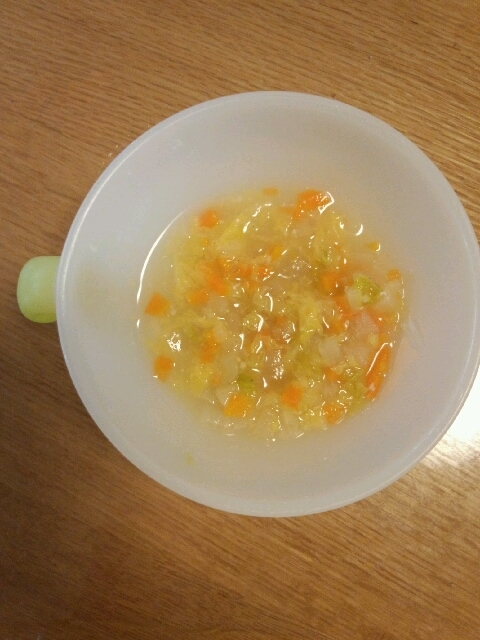 離乳食 後期 白菜と人参と大根の味噌汁 レシピ 作り方 By Koko0730 楽天レシピ
