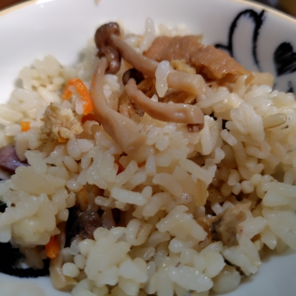人参＊鶏肉の炊き込みご飯