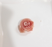 生ハムの薔薇の花の飾り切り お祝いおもてなしに レシピ 作り方 By ラムちゃん1224 楽天レシピ 生ハムの薔薇の花の飾り切り お祝いおもてなしに レシピ 作り方 By ラムちゃん1224 楽天レシピ