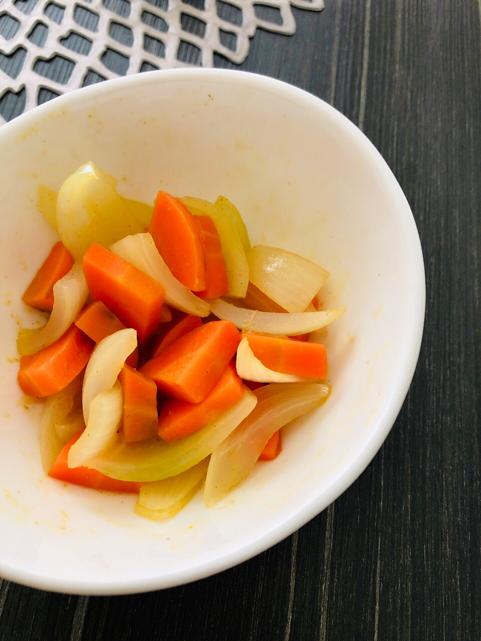 お弁当の野菜☆人参と玉ねぎのカレー醤油