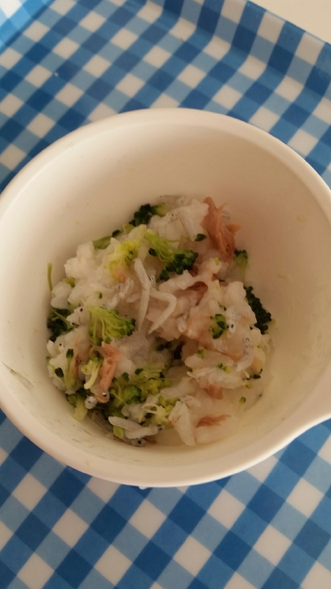 ツナしらすブロッコリーごはん 離乳食 レシピ 作り方 By にゃじママ 楽天レシピ