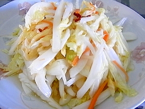 白菜のピリ辛サラダ