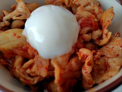 料理苦手ママが作る〜★娘に大好評NA豚キムチ丼★