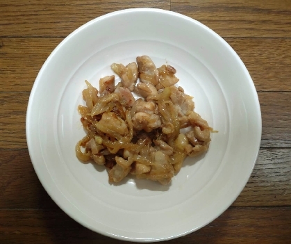 途中から、主人に作ってもらいました。鶏肉の生姜焼きって感じで、美味しかったです。