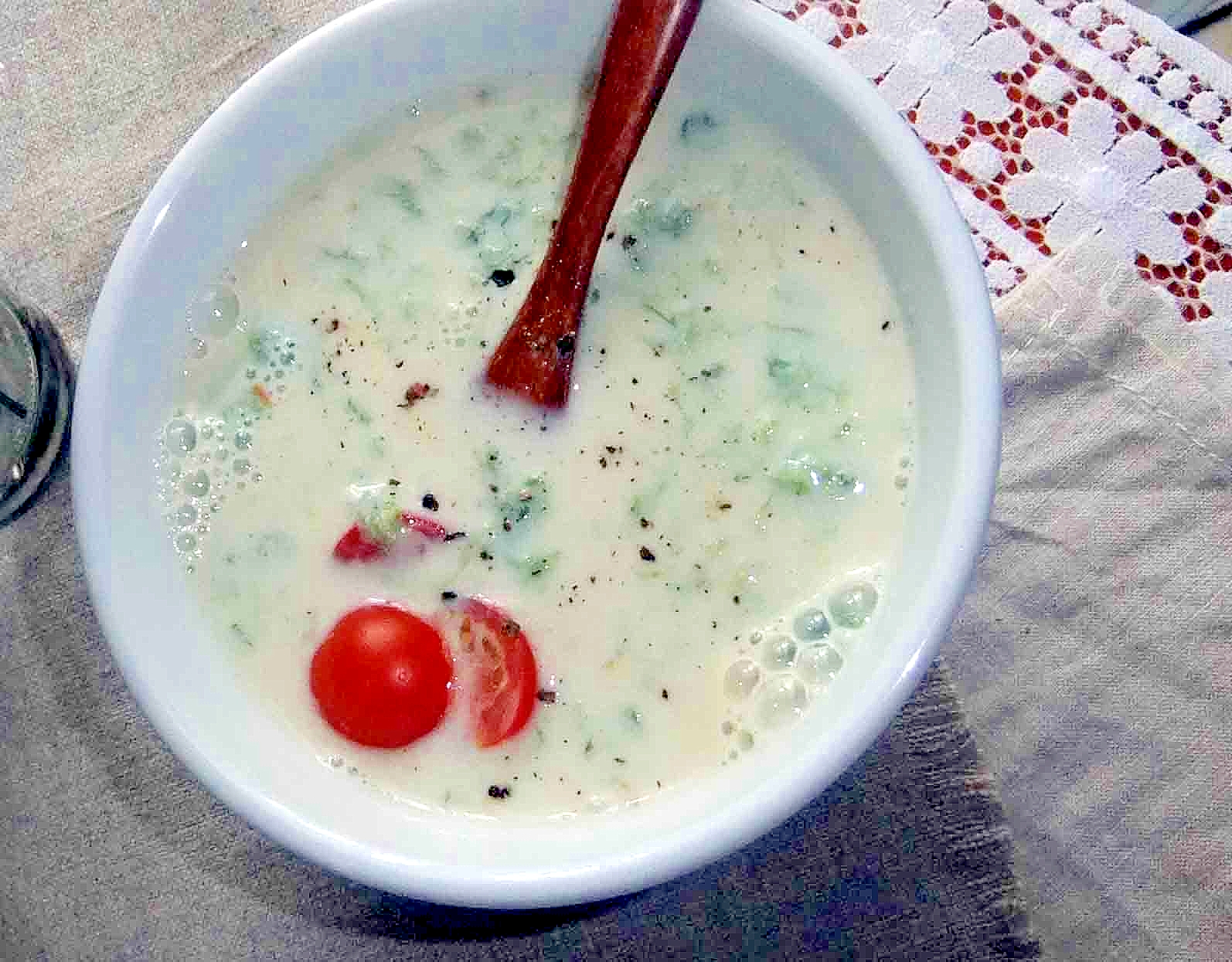 トマトと青さ海苔の豆乳スープ