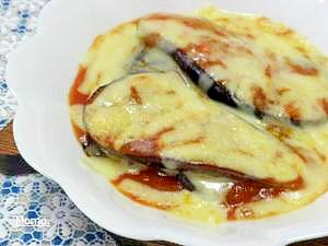 超簡単 なすとミートソースのチーズ焼き レシピ 作り方 By ミヤ５２８ 楽天レシピ