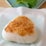 ひいおばぁちゃんの味 こんがり味噌焼きおにぎり レシピ 作り方 By りんね 楽天レシピ