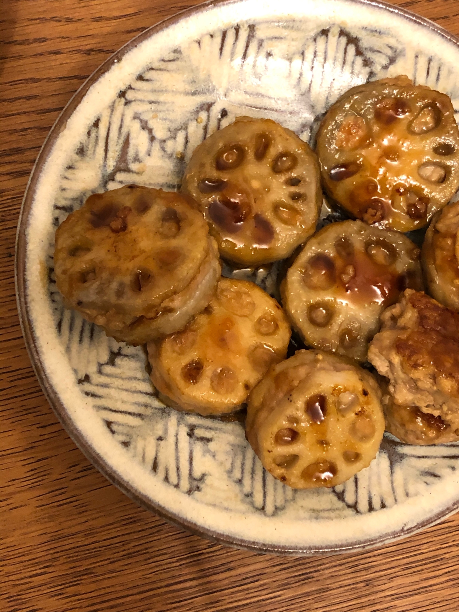 食べごたえあり！レンコンの挟み焼き