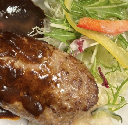 キャベツ大量消費★キャベツしめじハンバーグ蒸し