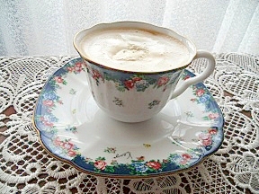 アフタヌーンティーはウインナーコーヒーで