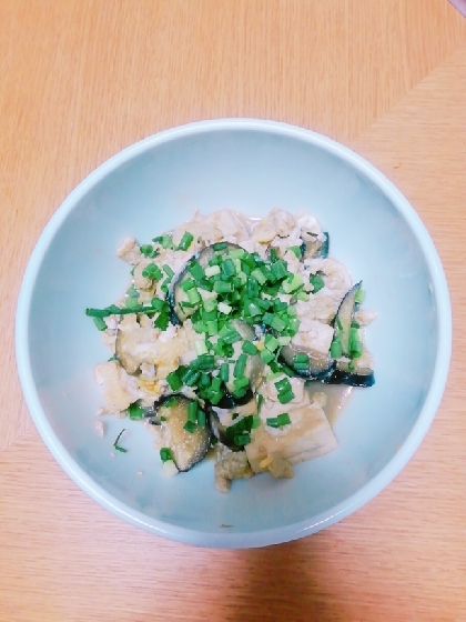 おかずにも丼にも★なすと豆腐の卵とじ