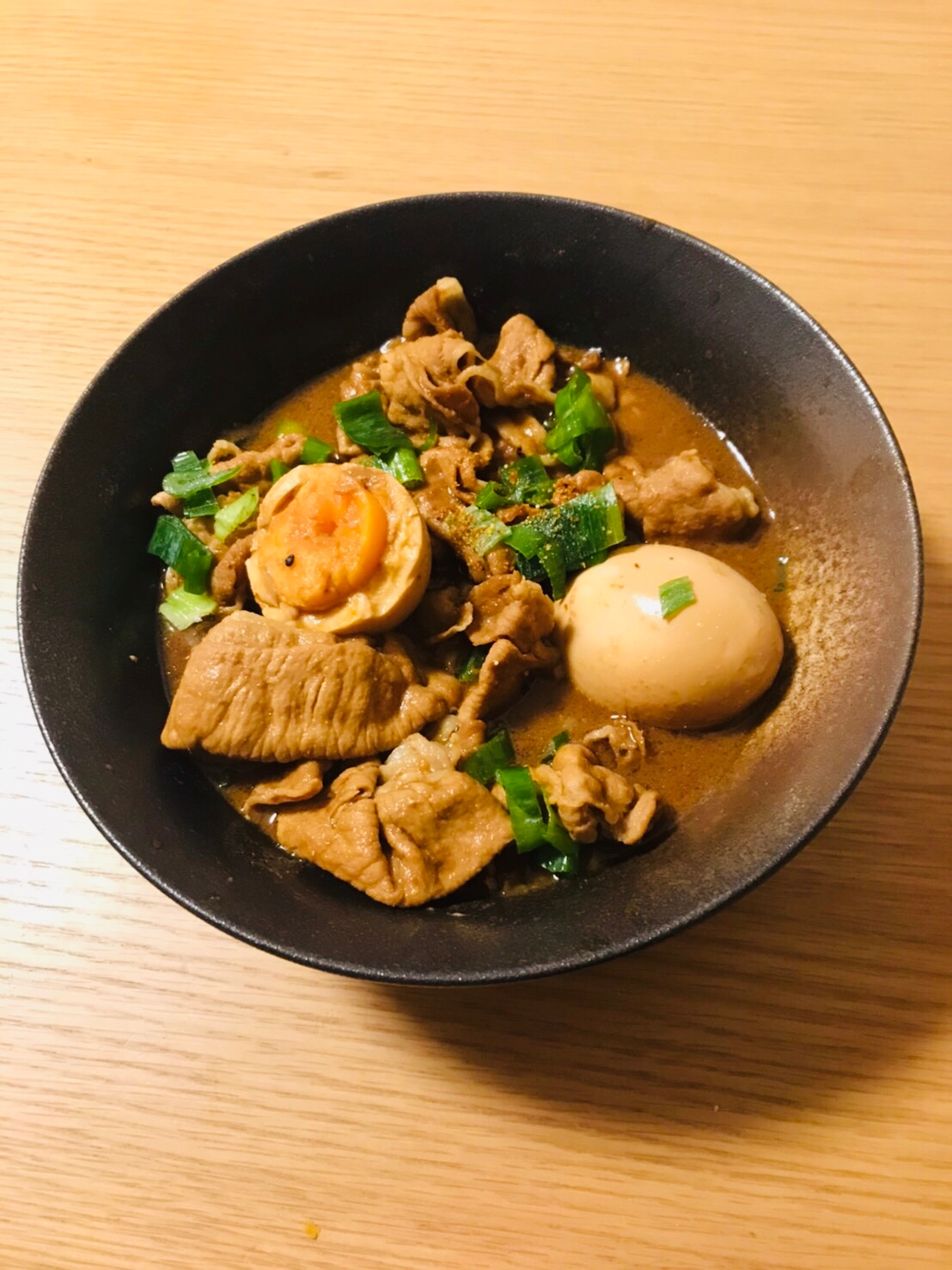 豚と卵で名古屋メシ♪簡単どて煮