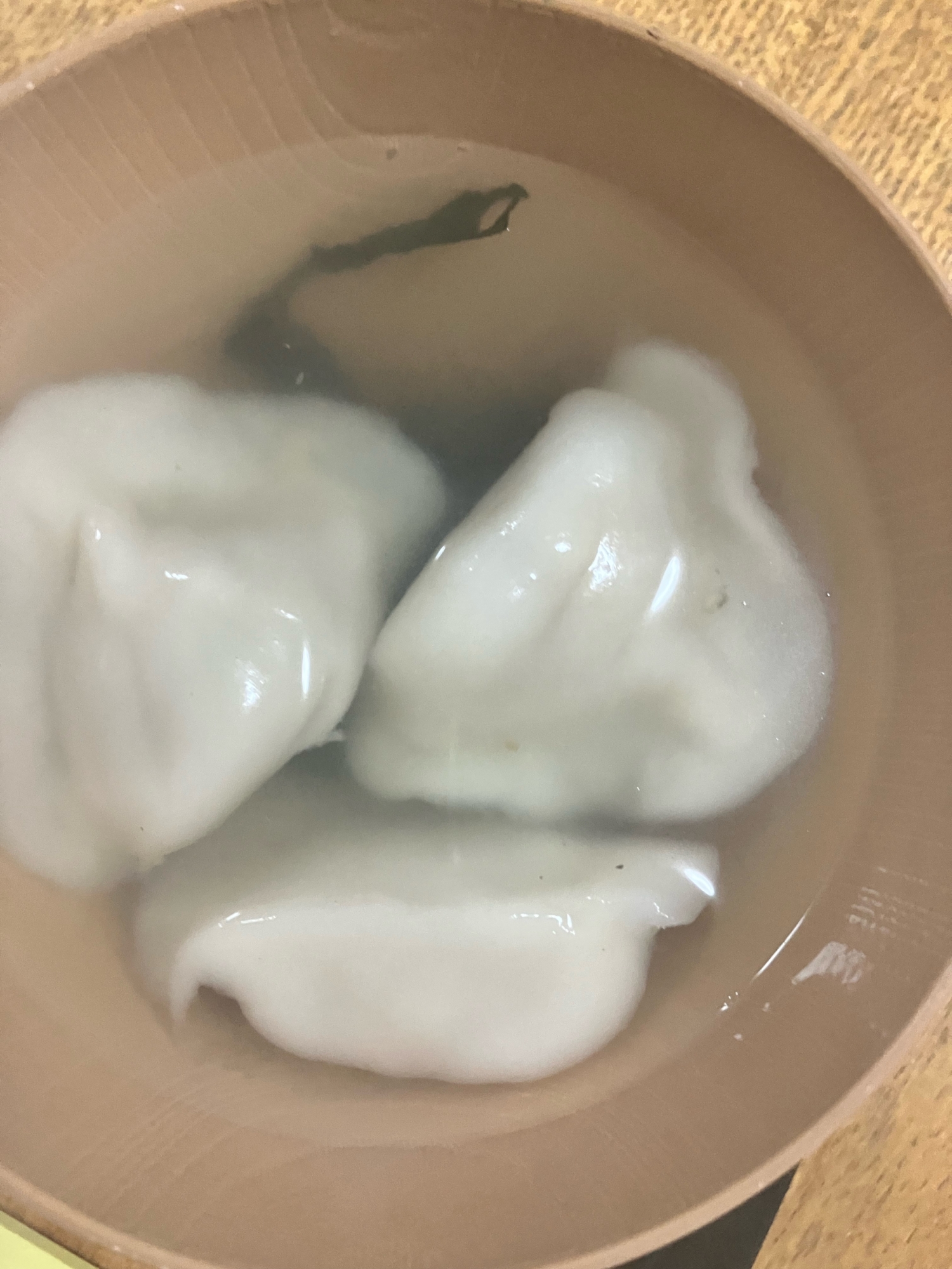 おつゆ代わりの水餃子スープ