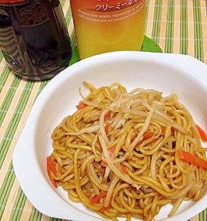 甘ウマちょっぴりコドモ味　ハッピーソース焼きそば