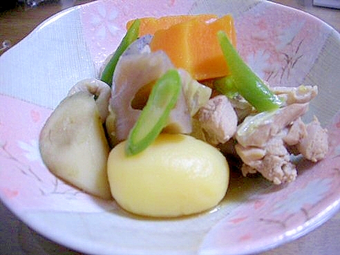 じゃがいもと鶏肉の煮物