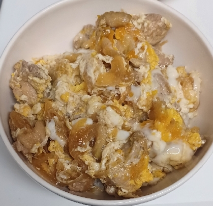 甘さ控えめな親子丼