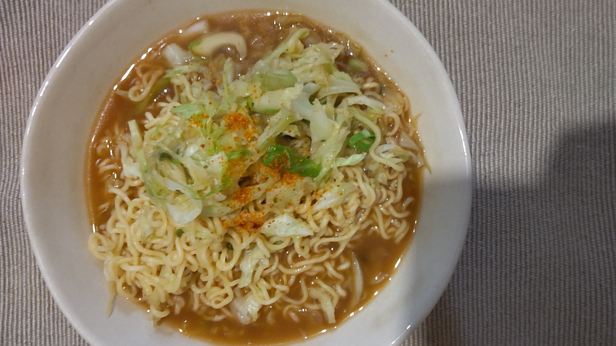 キャベツネギ味噌ラーメン