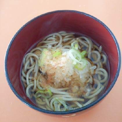 明けましておめでとうございます(^^)香り良く健康にも良い、美味しいお蕎麦☆ご馳走さまでした(●^o^●)
今年も宜しくお願い致します☆