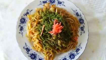 極上・豚肉と椎茸と野菜の！ソース焼きそば