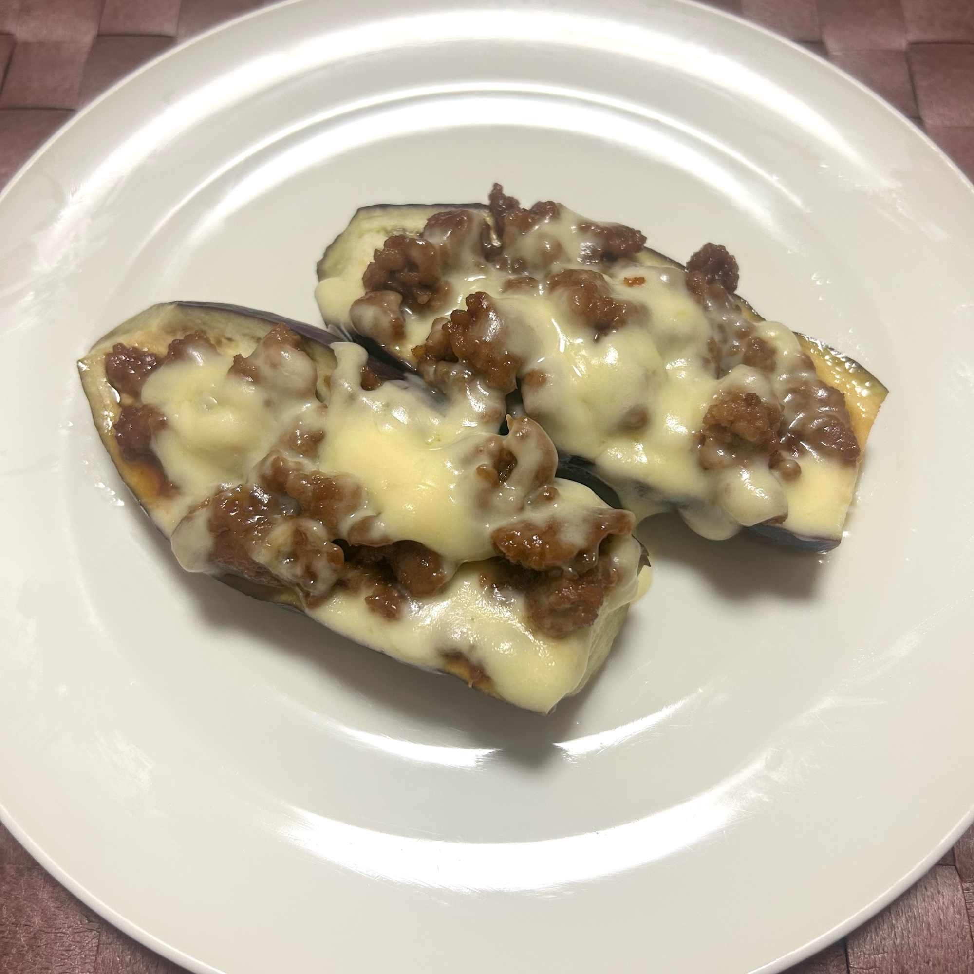 【簡単】国産チーズのなすそぼろ蒸し