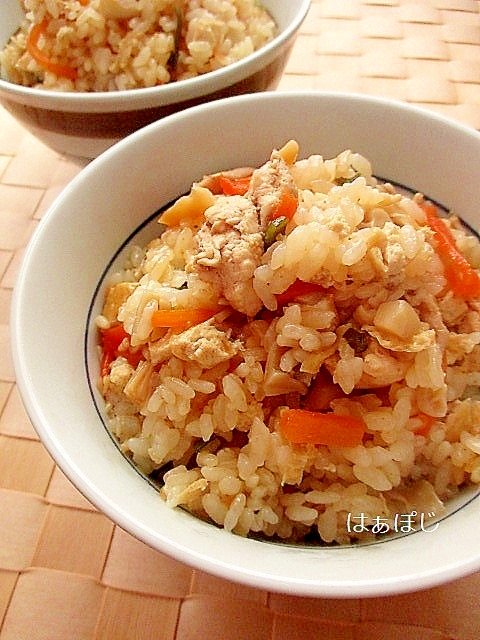 めんつゆで簡単♪鷄肉ときのこの炊き込みご飯