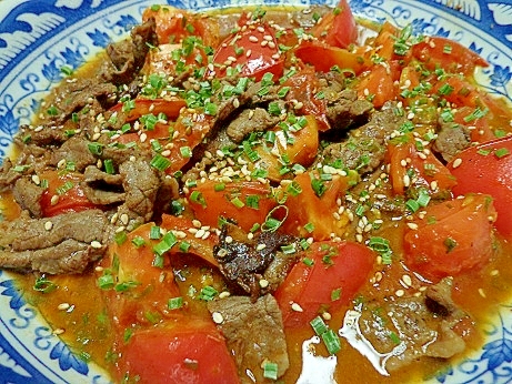 牛肉とトマトの炒め物