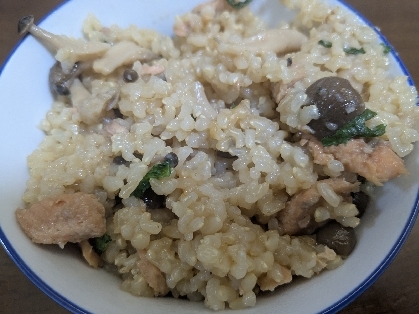 秋鮭ときのこの炊き込みご飯♪